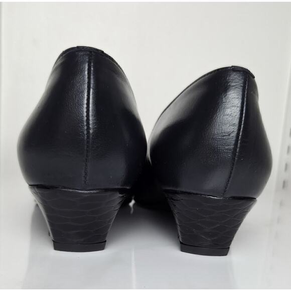 California Magdesian Black Leather‎ Pumps Vintage Women's Size 8.5 M - Picture 4 of 8